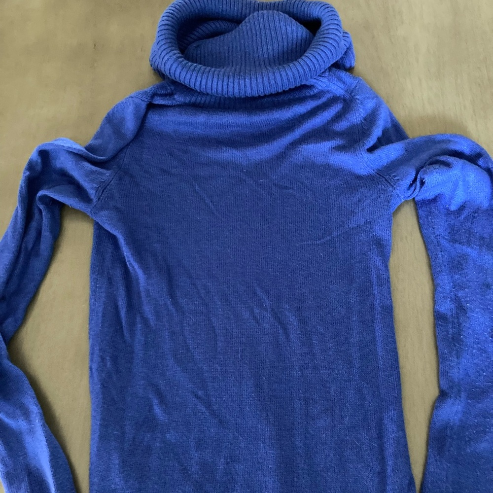 Gap sweater turtleneck